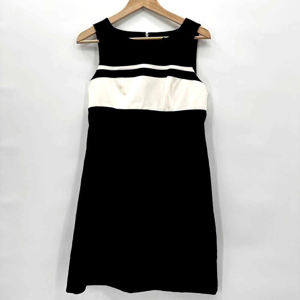 WHBM NWT Perfect Form Colorblock Shift Dress in Black/White // 2